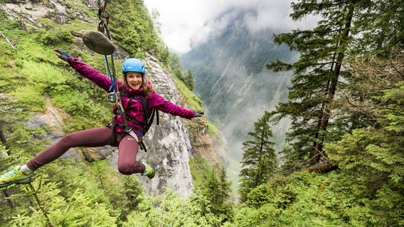 LauterbrunnenTours
