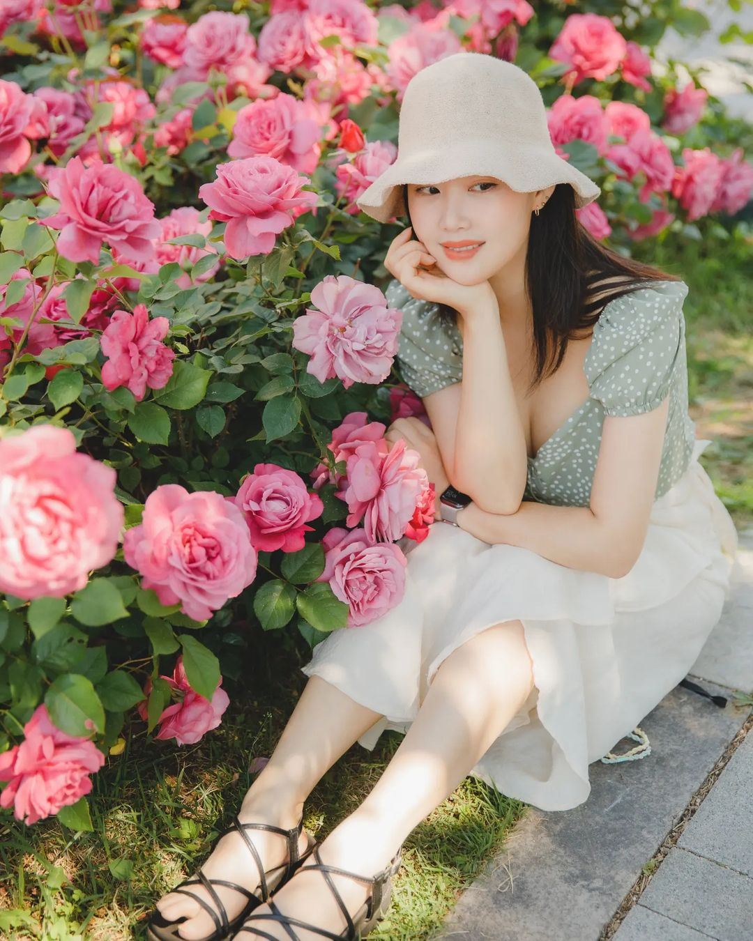 Jinhua Trip Moments[Fahrer, Reiseleiter und Fotograf für Trip Moments + Hochzeitsfotos mit Drohnenaufnahmen und Kurzfilmen + Make-up und Kostüme + individuelle Reiseplanung + keine Begrenzung der Teilnehmerzahl]