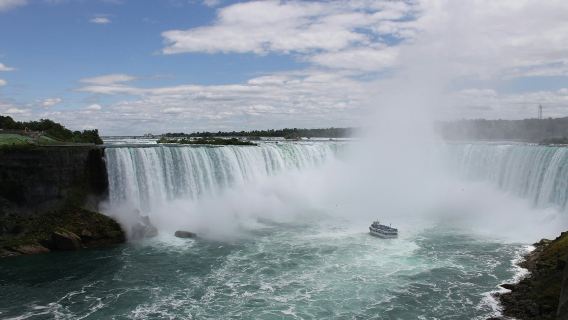Niagara Falls: Day Trip from Toronto with Hotel Transfer