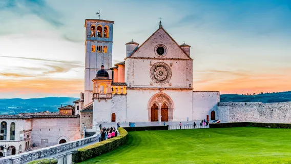 Assisi & Orvieto: Guided Day Trip from Rome