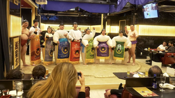 Asakusa Sumo Club BIJLAGE: Sumo Show + Deluxe Japanse Keuken