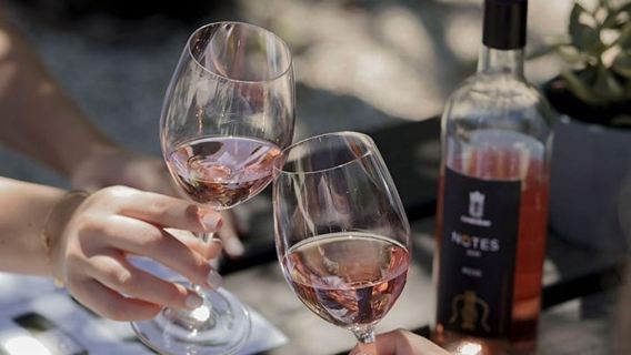 Kefalonia: Argostoli Walking Tour with Wine Tasting