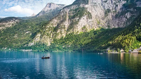 Tour di un giorno a Hallstatt + luoghi delle riprese di Tutti insieme appassionatamente [Partenza da Salisburgo + prenotabile per una sola persona]