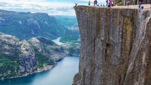 挪威斯沃爾韋爾+羅弗敦群島一日遊/行程可調-可訂製多日遊