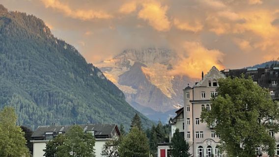 One-day private charter tour to Jungfraujoch, the Top of Europe