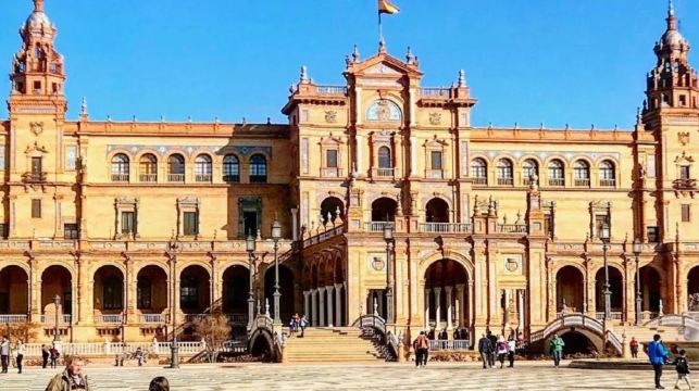 西班牙塞維利亞市區-王宮-大教堂-鬥牛場-黃金塔-包車-精選