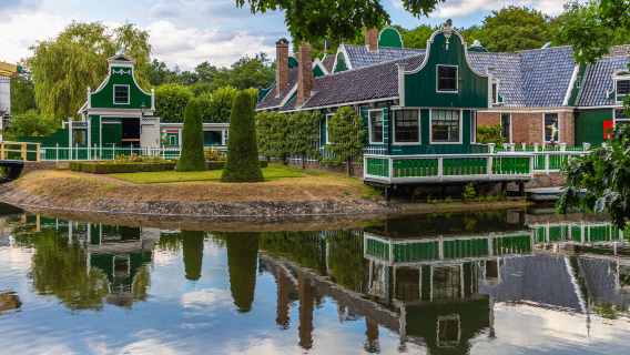 สวนสัตว์เบอร์เกอร์ส + ทัวร์ 1 วัน พิพิธภัณฑ์กลางแจ้งเนเธอแลนด์และพิพิธภัณฑ์มรดกแห่งชาติ