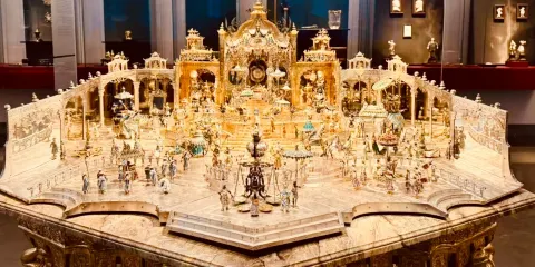 德國萊比錫|綠穹珍寶館-茨溫格宮 -布呂爾平台|德國自選車輛及司機