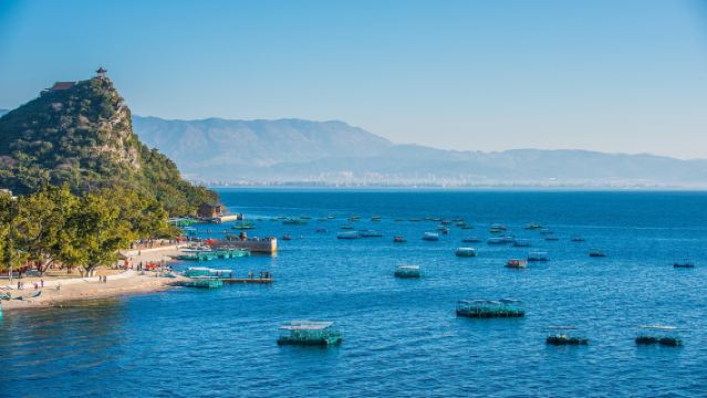 Kunming Fuxian Lake  One Day Tour Private Car Service: Enjoy the Crystal Waters & Serene Escapes!