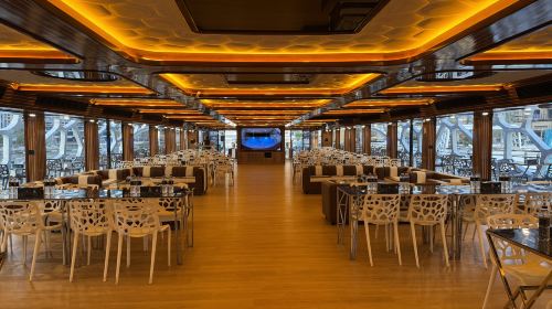 Dubai Marina Dinner Cruise Lotus Royale Mega Yacht - United Arab Emirates Transport Passes 2