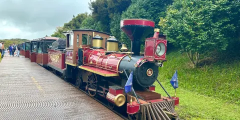 森林小火車+城山日出峯+牛島潛水艇一日遊【包車/景點可選】