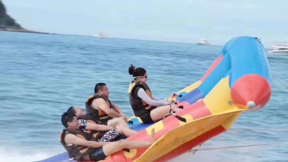 [Aile Deniz Eğlencesi | 2 Yetişkin 1 Çocuk Aile Bileti] Sanya Körfezi'nde 7 Deniz Etkinliğinden 3'ünü Seçin 