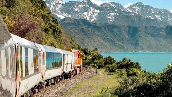 Classic Pacific scenic train tour in New Zealand: Picton-Kaikoura-Christchurch (one-way)