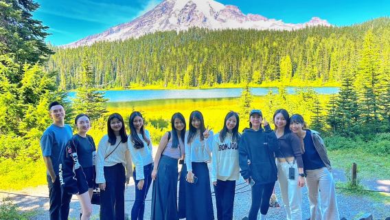 Excursión de un día al Parque Nacional Monte Rainier para grupos pequeños desde Seattle 2CanGo