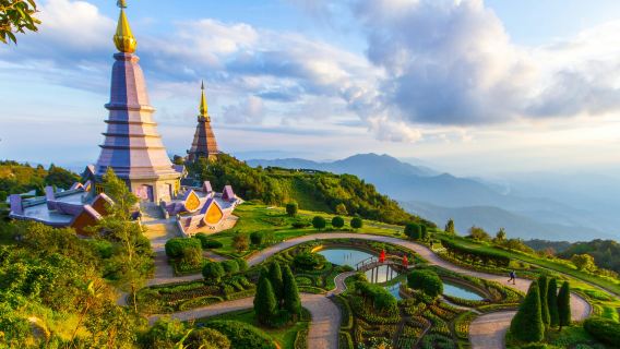 Doi Inthanon National Park: Full-Day Tour + Roundtrip Transport from Chiang Mai