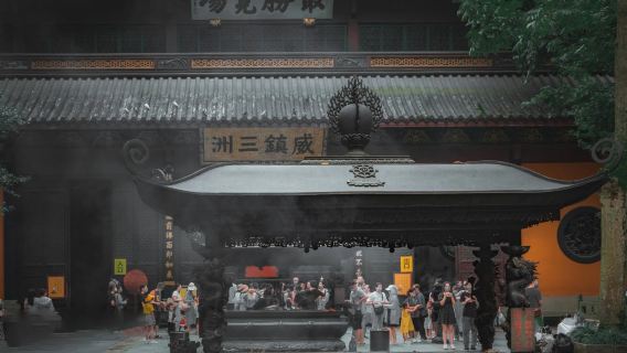 靈隱飛來峰景區（含靈隱寺）門票+北高峰天下第一財神廟+「匠心說」私享講師深度導覽服務