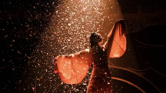 Foshan, Guangdong - Tan Xiu - Lingnan Feast (Chancheng Filiale) - Lingnan Love Song & Lingnan Feast (immersives Erlebnis eines kaiserlichen Banketts vor tausend Jahren) - Essen + Tanz + antike Kleidung