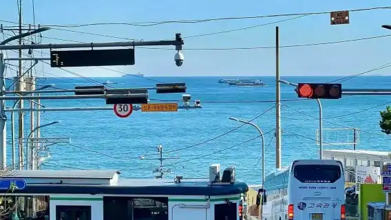 五六島天空步道+太宗台+甘川文化村+龍頭山一日遊【普通話包車】