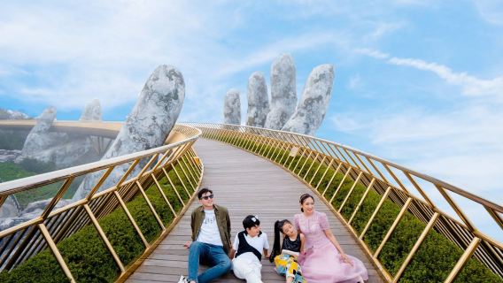 Excursión de un día a Ba Na Hills desde Da Nang (guía en chino) | Tour privado + teleférico + Puente Dorado + almuerzo opcional