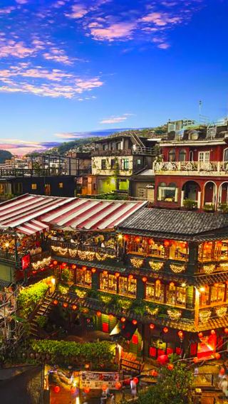 Yehliu & Yinyang Sea & Jiufen & Houtong Cat Village & Shifen Waterfall Sky Lantern Release (Excluding Admission Tickets)