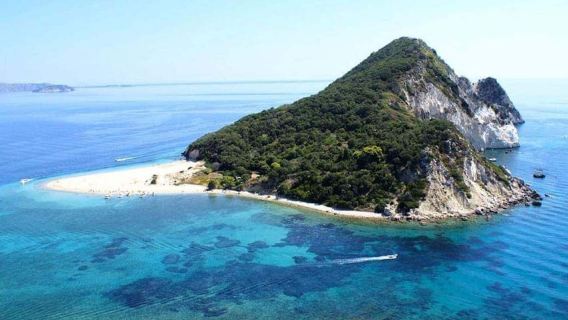 Agios Sostis: Marathonissi, Hang động Keri và Ngắm rùa