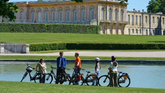 Versailles: tour in bicicletta su una bicicletta olandese di alta qualità