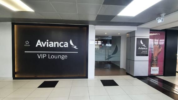 SAL El Salvador International Airport: Zugang zur Avianca Lounge