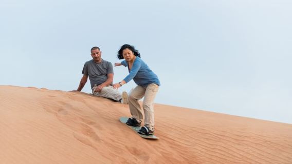 Safari esclusivo nel deserto di Doha: dune bashing e giro in cammello