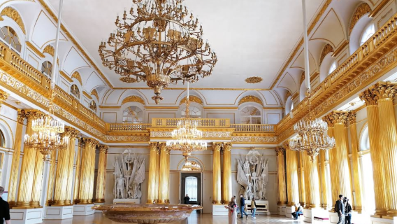 冬宮博物館普通話解說