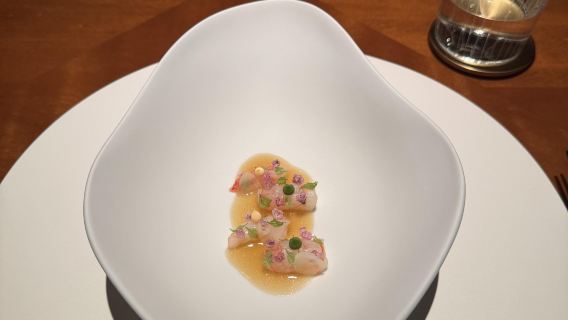 Restaurant Reservation Service for the Trendy Addison Restaurant in Chicago, USA