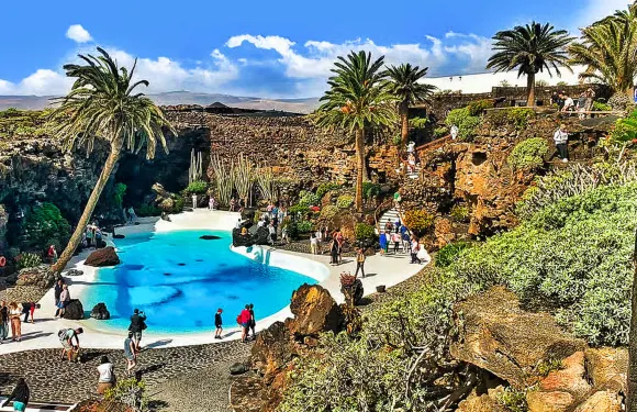 西班牙 蘭薩羅特島火山公園一日遊 三毛島/蒂曼法亞/火山洞穴