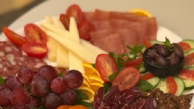 Corfu Town: Guided Walking Tour and Local Food Tastings