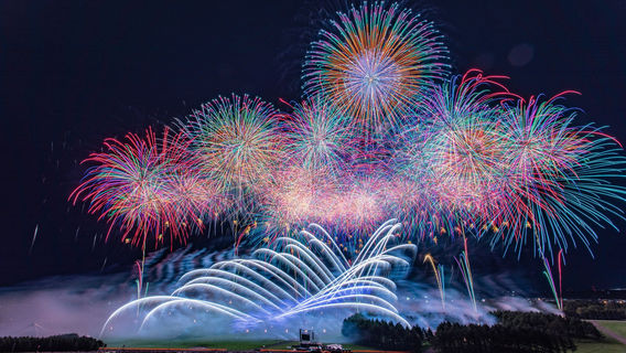 Departing from Sapporo north exit] 'Hokkaido art fireworks 2026