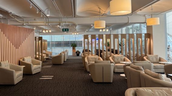 タイ・スワンナプーム空港ラウンジ｜VIPラウンジ｜トランジット・宿泊対応ラウンジ｜食事・シャワーなど多様なサービスを選択可能、快適な環境をご提供します