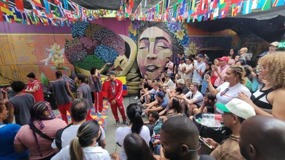 Comuna 13 immersion: real life, beyond the commercial side