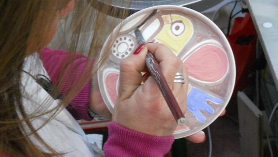 Ceramic workshop in Catania with a local expert