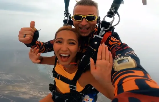 吉林省鬆原市查干湖跳傘基地 中國國內跳傘外教3600-4000米東北高空湖景跳傘【3600米-4000米自由落體+高清攝像+送視頻剪輯】