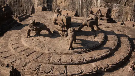 From Mumbai: Private Day Tour to Ajanta & Ellora with Flight & Entry Included