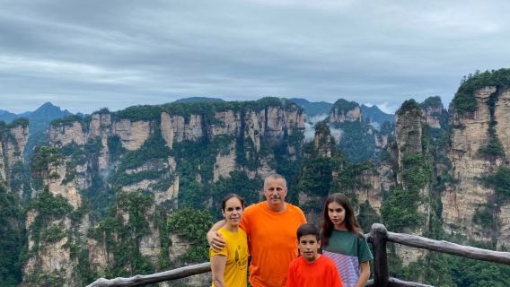 3-Day Private Tour to AVATAR Mt & Longest  Glass Bridge & Tianmen Mt& Yellow Dagon Cave