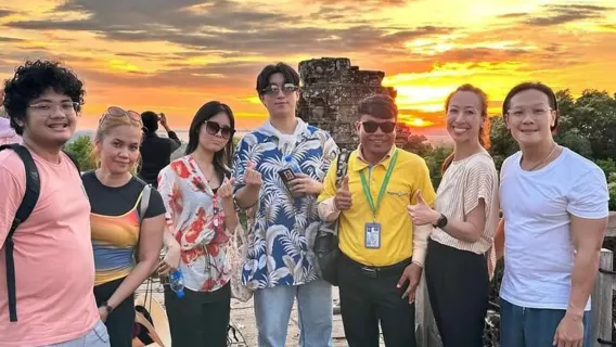 Classic Angkor Wat Full  Day Tour with Sunset 