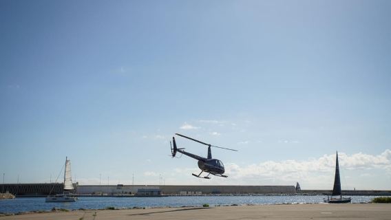 Barcelona: Rundflug mit dem Hubschrauber