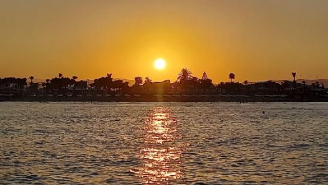 Larnaca: Sunset Cruise with Unlimited Wine & Beers