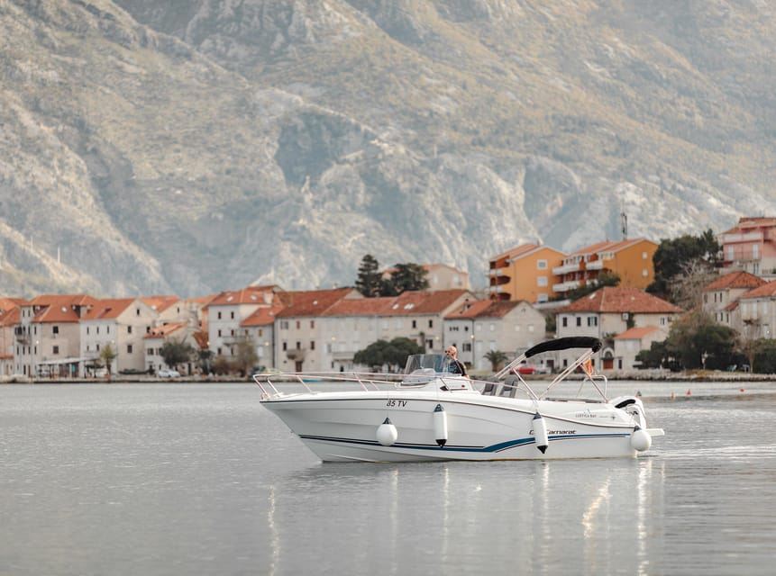 Kotor: Our Lady of the Rock and Perast Speedboat Tour
