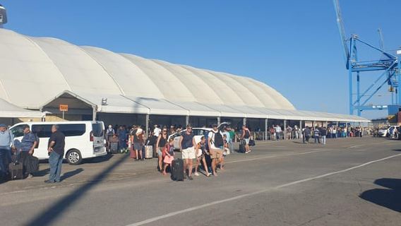 Civitavecchia : Navette privée pour 1 à 8 personnes du port de Civitavecchia à FCO.