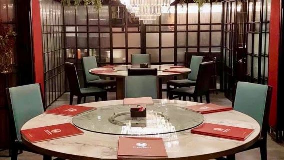 Bangkok Somboon Seafood Restaurant reservation service