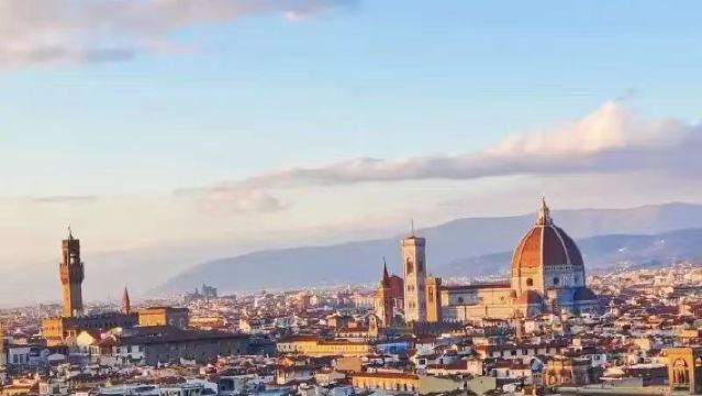 義大利聖母百花大教堂+烏菲茲美術館+共和國廣場一日遊。