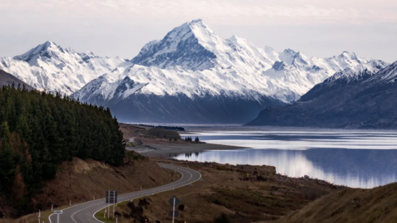 庫克山+克倫威爾+普卡基湖一日遊(中文9人小團+皇后鎮來回）