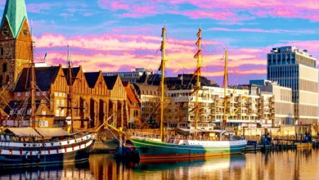 Round-trip from Hamburg to Bremen - Fairy Tale Town in Germany - Private charter available throughout Germany - Top Pick