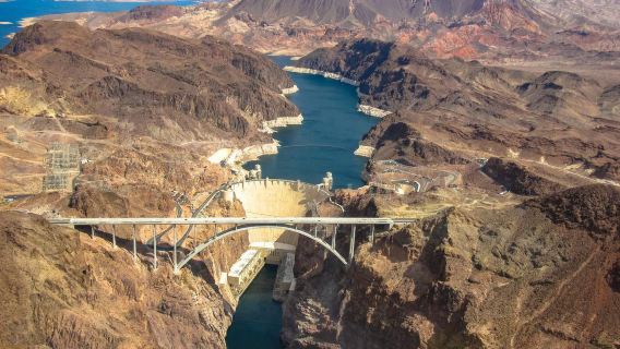 アメリカ インディアン領土グランド キャニオン ウェスト空港ヘリコプター観光ツアー(2回着陸付き)- ラスベガス発【一部ホテル送迎付き】