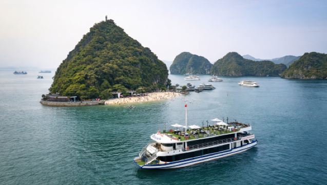 Best Seller: Halong Bay Day Tour from Hanoi with 5-Star Cruise - Kayak, Cave, Buffet Lunch